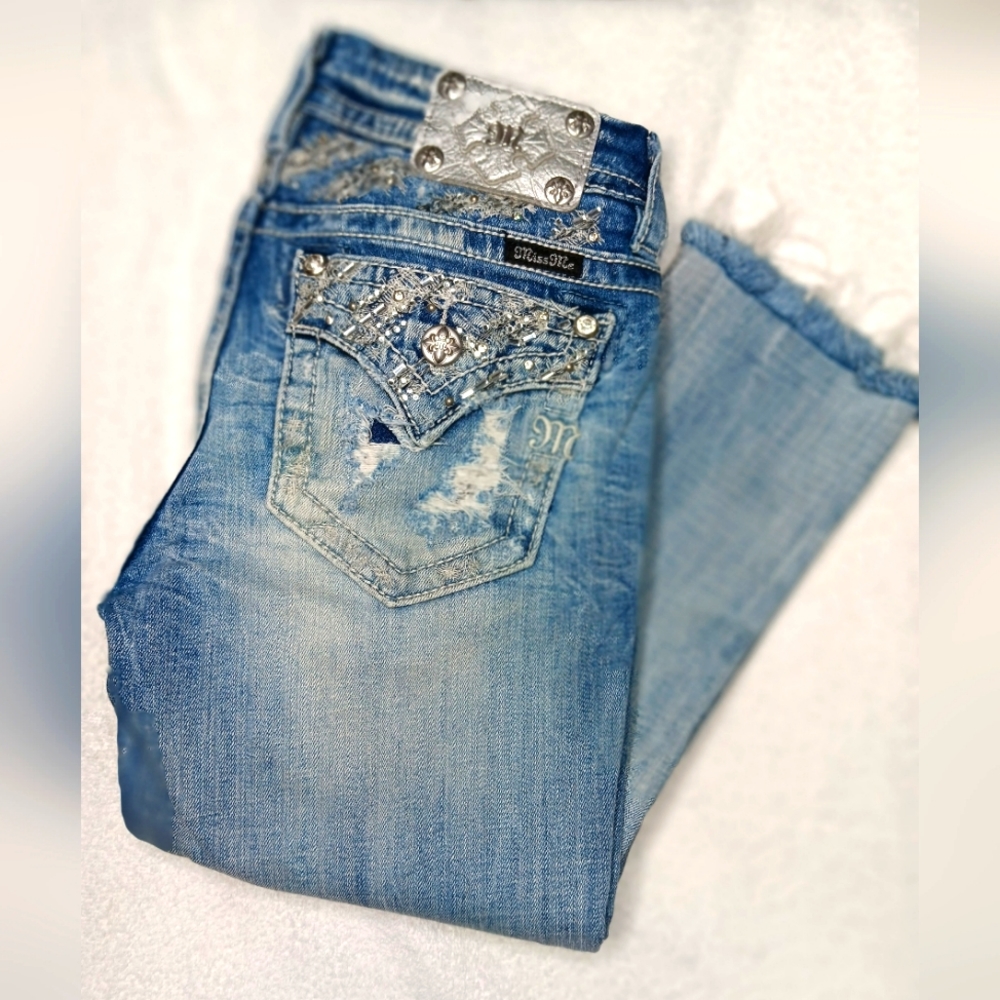Miss Me 28 signature skinny
